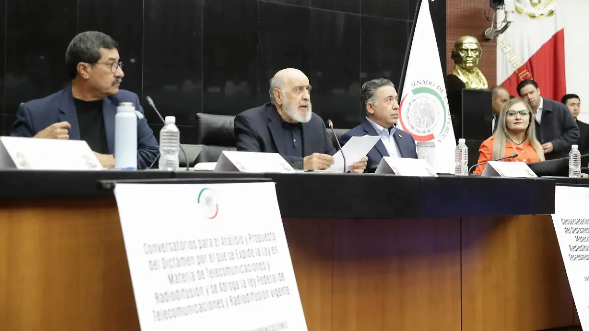 Organizaciones civiles denuncian sobrerregulación en radio y televisión en la Ley de Telecomunicaciones