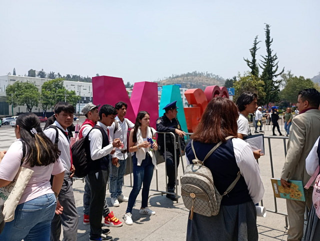 A través de manifestación estudiantes de GAM exigen solución a demandas