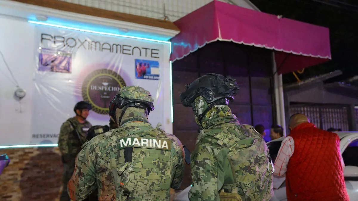 La Marina y el municipio de Ecatepec despliegan operativos contra la venta irregular de bebidas alcohólicas