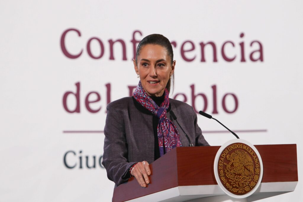 Sheinbaum quiere relanzar la industria farmacéutica nacional con inversión local ye extranjera