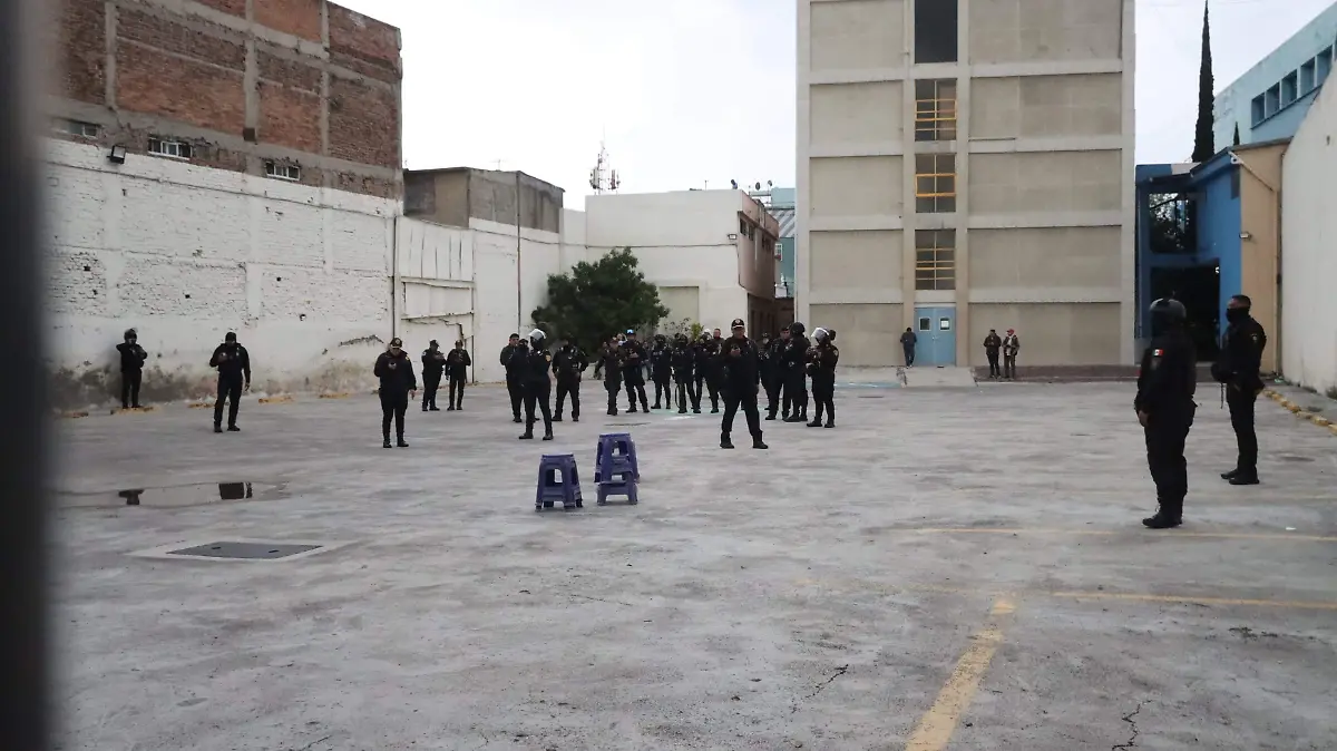 Cravioto insiste en que se instalará el albergue migrante en Peralvillo 75 y acusa a Rojo de la Vega de racista
