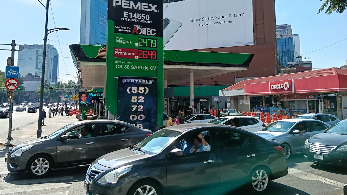 Hacienda mantiene sin estímulos a las gasolinas Magna, Premium y Diésel