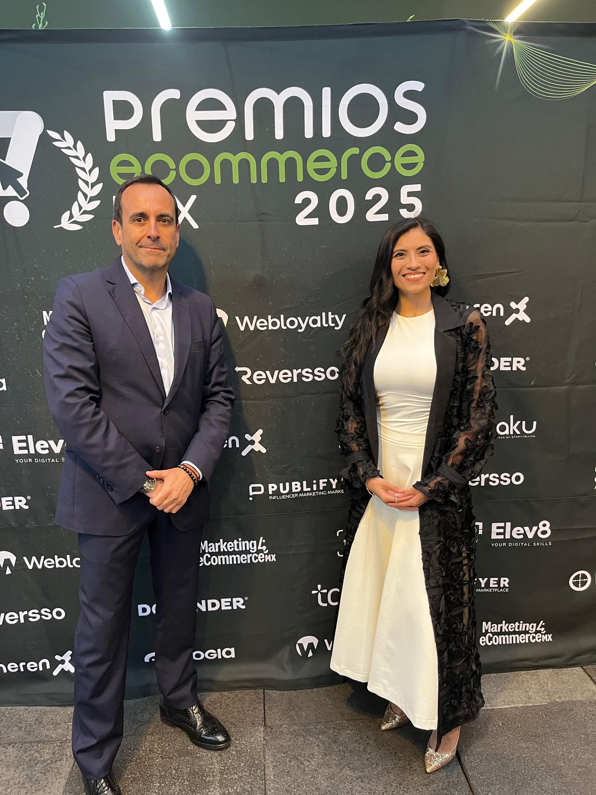 Webloyalty aterriza en México y se presenta como sponsor principal de los eCommerce Awards 2025