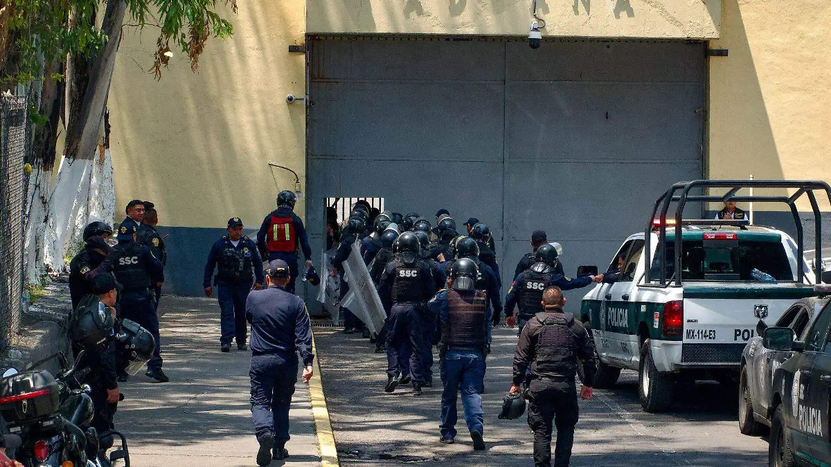 Matan interno en las galeras del Reclusorio Oriente, tenía un tiro en la cabeza