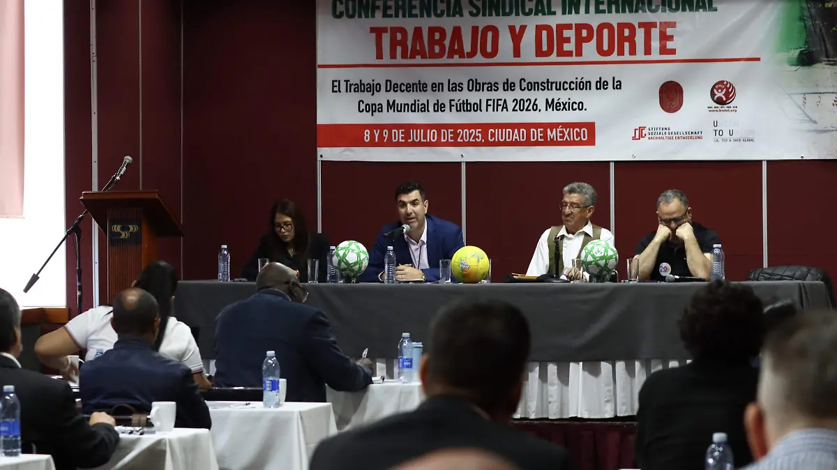CDMX promete trabajo decente para el Mundial de Futbol 2026