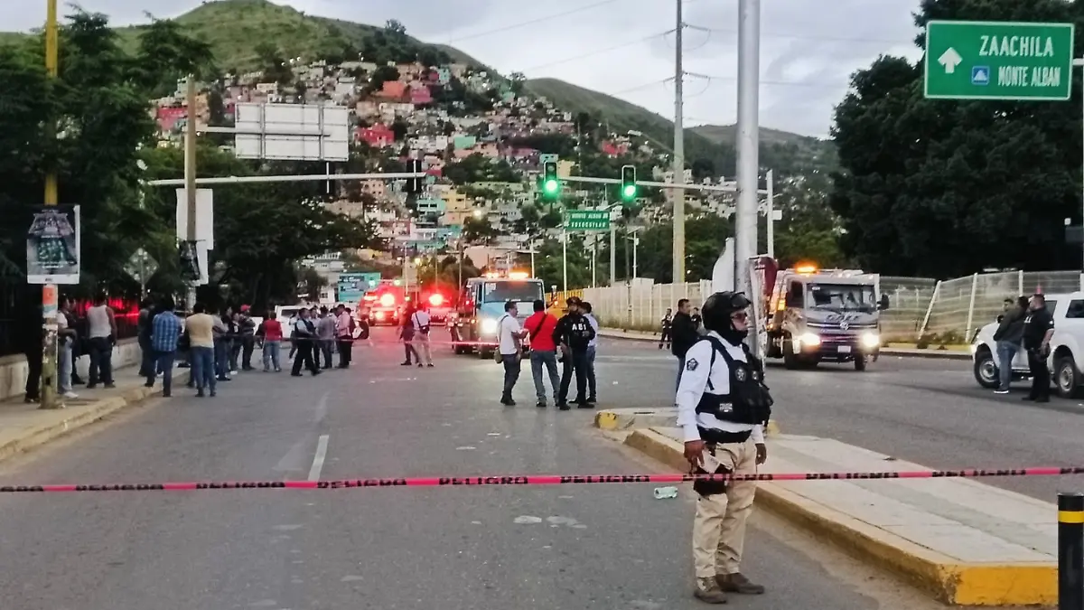 Ejecutan a líder transportista en Oaxaca junto a su esposa e hijo de dos años