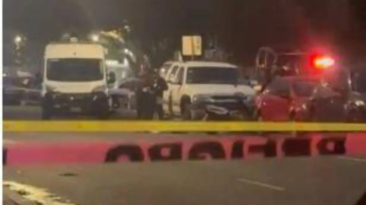 Ejecutan a sujeto cuando iba en su moto en Miguel Hidalgo