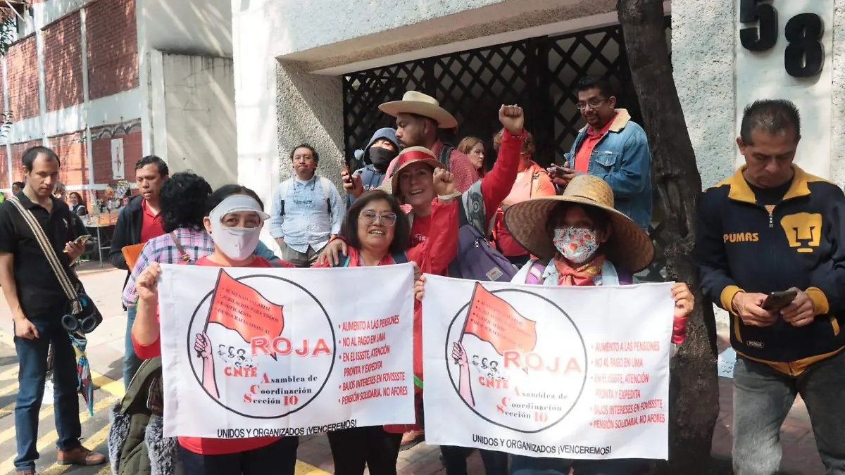 CNTE exige reposición de multas económicas tras plantón en el Zócalo
