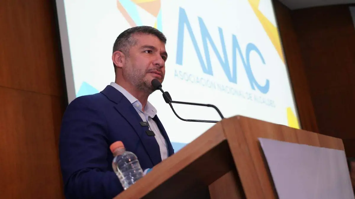 Mauricio Tabe alza la voz contra el recorte presupuestal a los presidentes municipales
