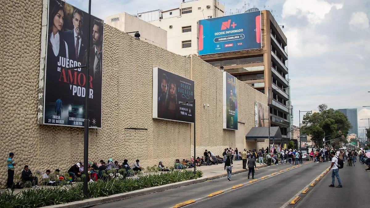 Crecen ganancias de Televisa, pero persiste caída en TV de paga