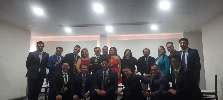 Los Derechos de la Sonora Santanera pertenecen a Don Gildardo Zarate