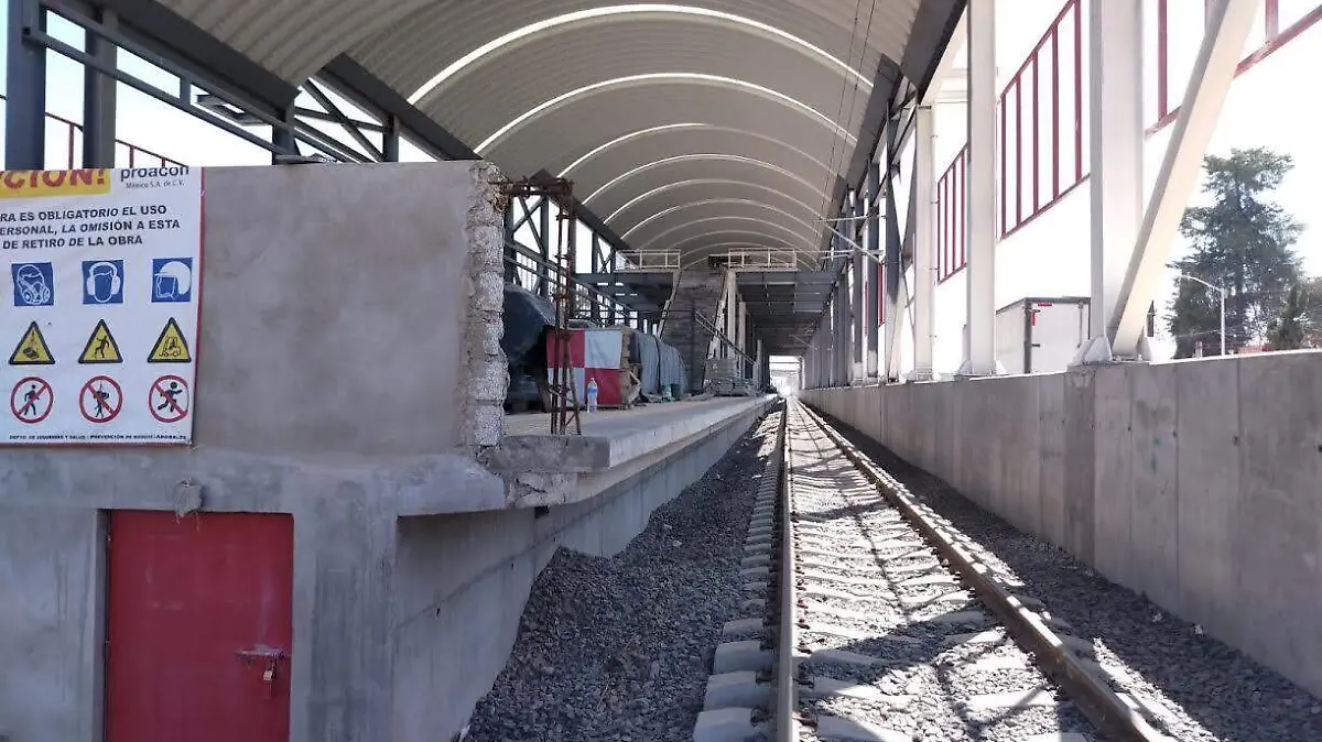Habitantes de Tultepec detienen obras del Tren Suburbano hacia el AIFA
