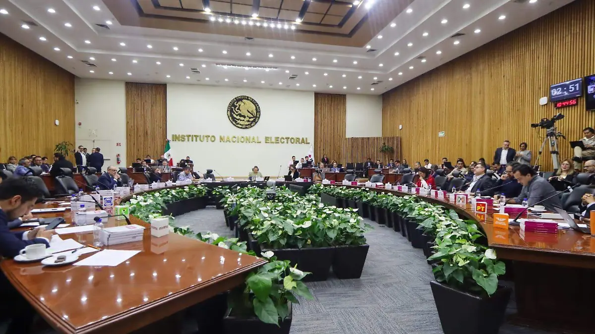 INE sanciona a partidos políticos por irregularidades pendientes desde 2014