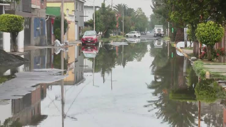 Gloria Brito urge a autoridades dar mantenimiento a canales para evitar inundaciones