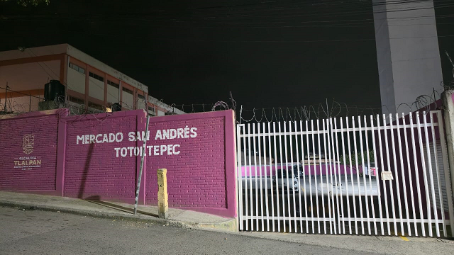 Después de más de 20 años, el Mercado Público de San Andrés Totoltepec fue renovado con nueva pintura