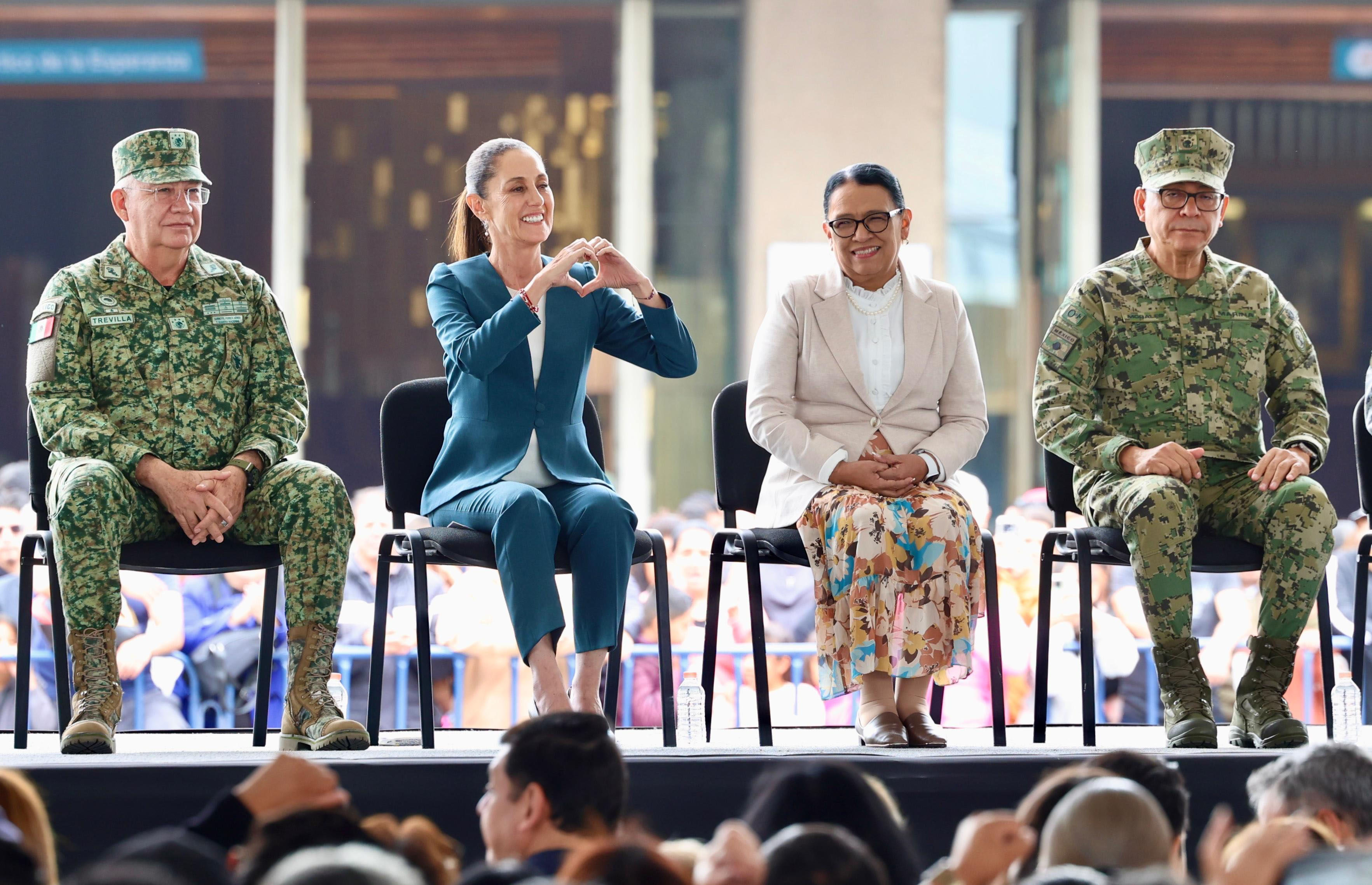 Con la presidenta de la paz, México conmemora el Día Internacional de la Destrucción de Armas de Fuego