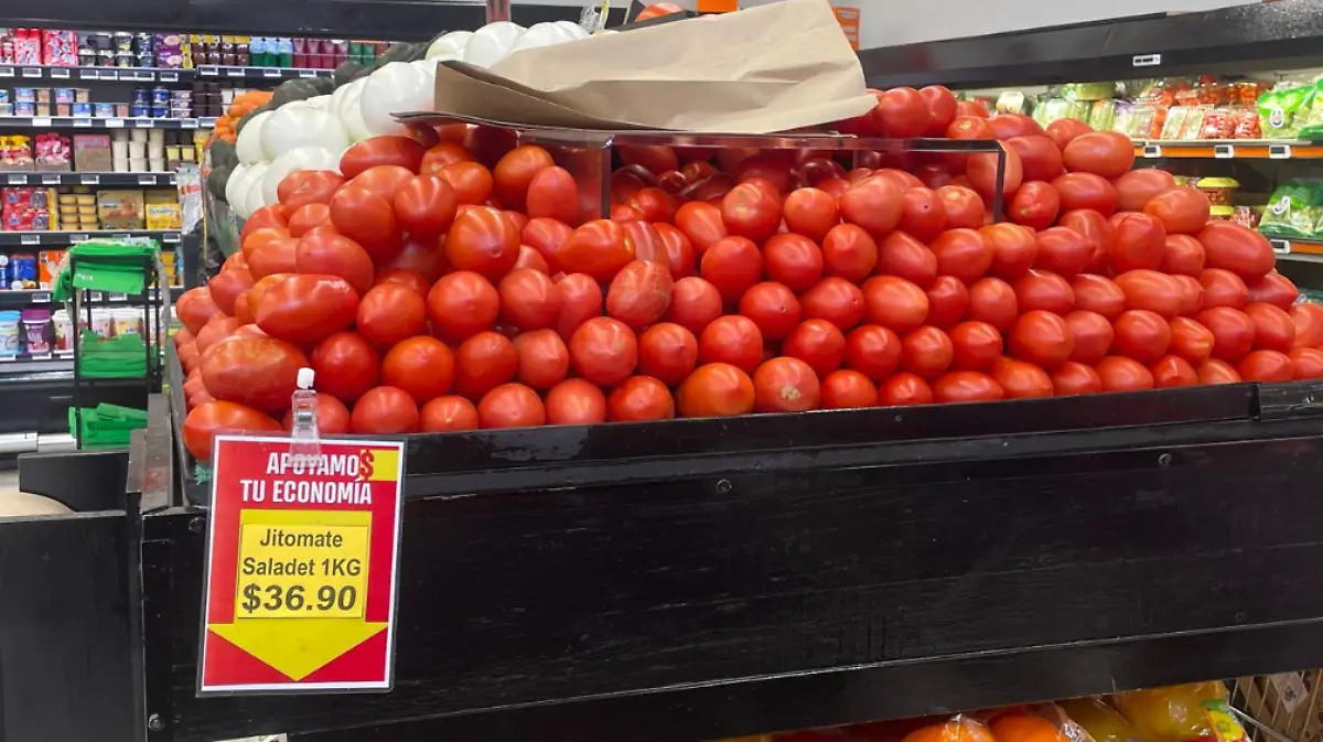 México instalará más plantas para procesar el tomate ante aranceles