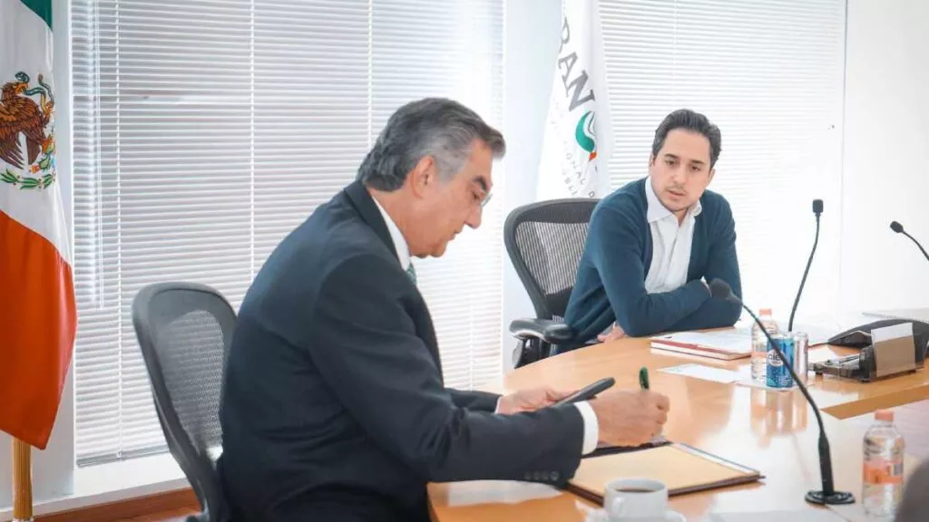 Gobernador de Tamaulipas gestiona con Banobras recursos para infraestructura