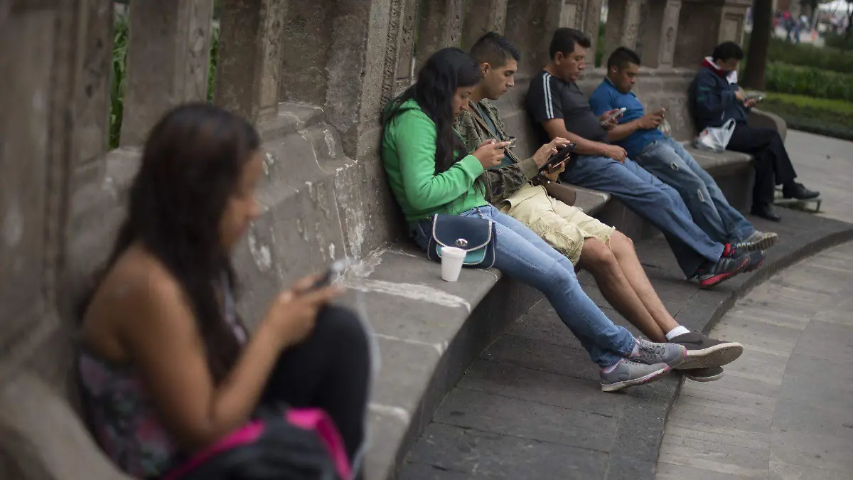 Para ahorrar tiempo y trámites: Congreso aprueba plataforma digital para quejas vecinales