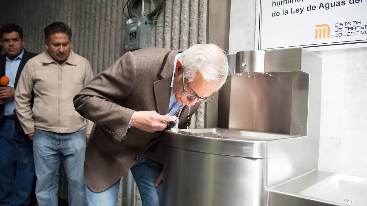 Congreso exige reactivar bebederos en estaciones del Metro antes del Mundial 2026