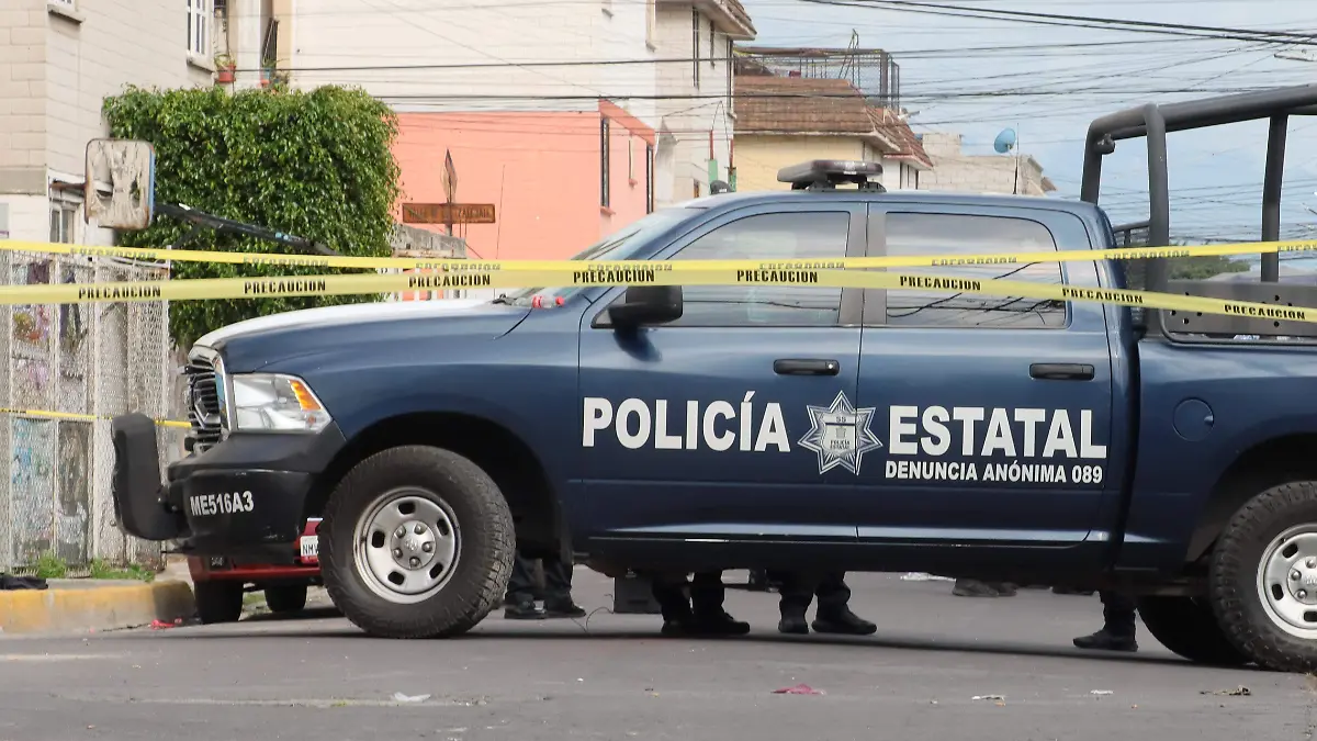 Vecinos encuentran a hombre sin vida en calles de la colonia Coanalco, Ecatepec
