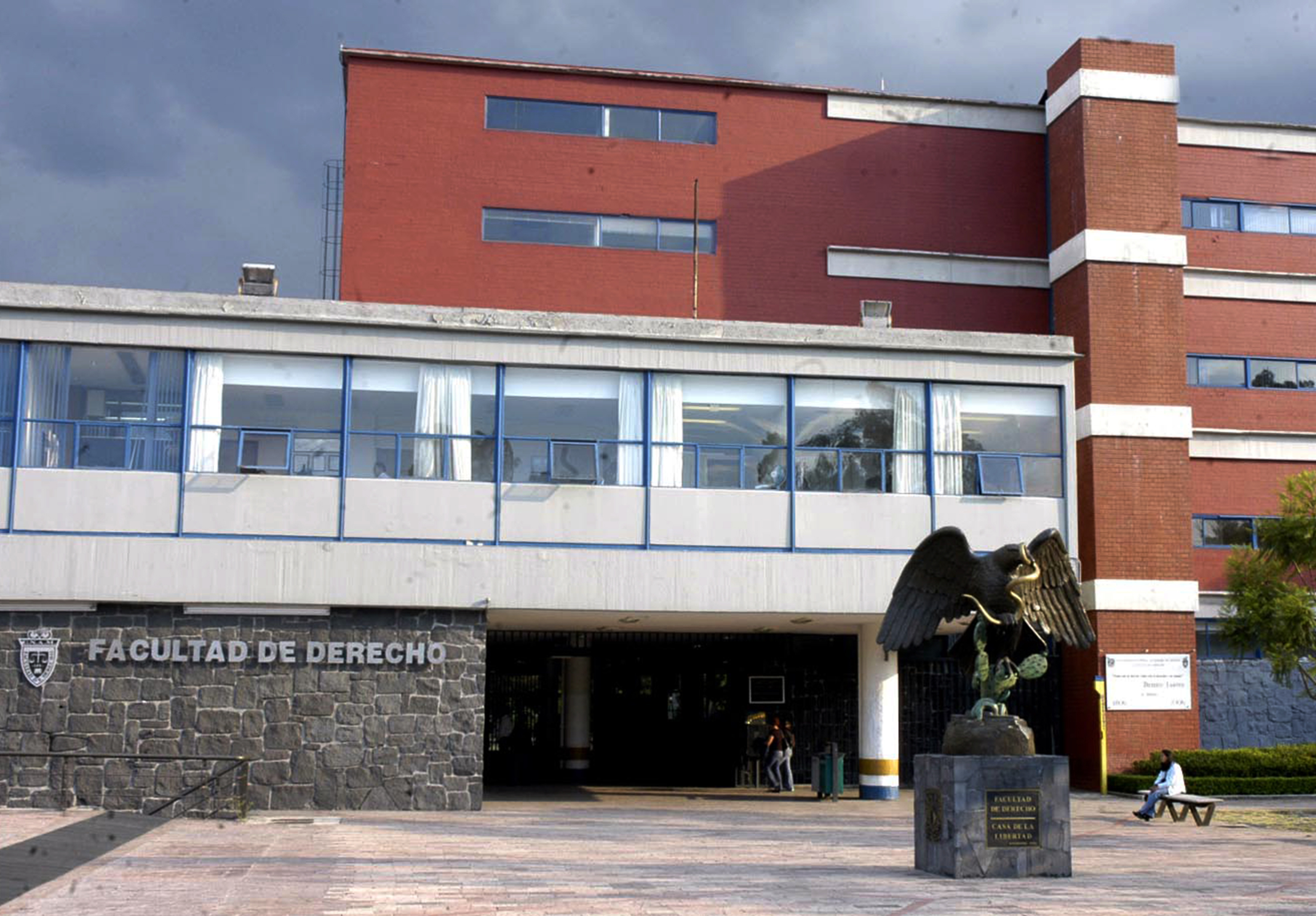 La UNAM suspende clases en Facultad de Derecho ante amenazas de matar estudiantes