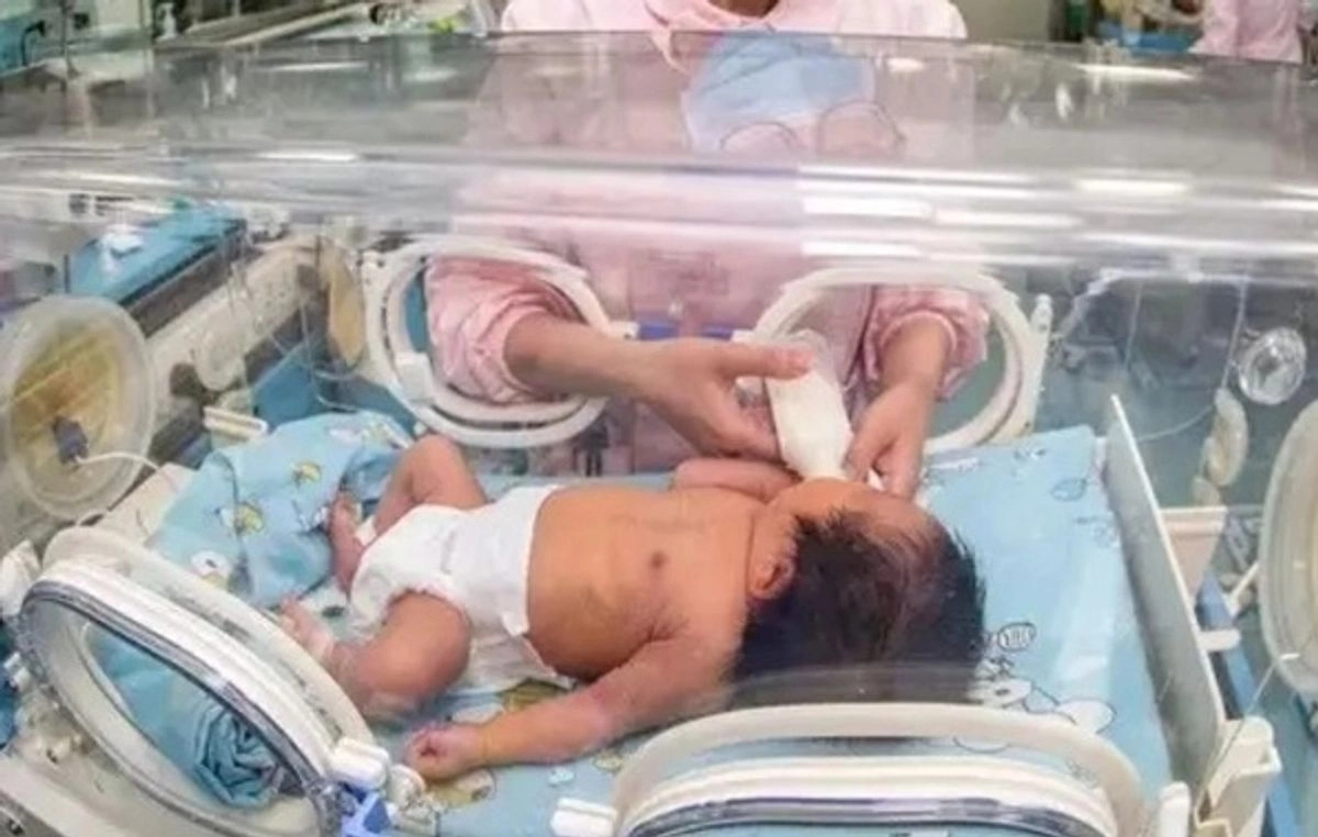 Investigan las muertes de 13 bebés en hospitales del Edomex