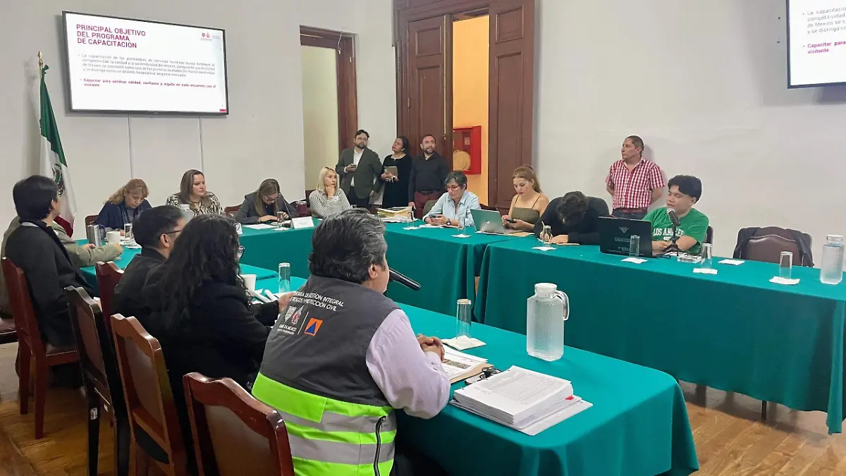 Locatarios de mercados públicos accederán a nuevos apoyos sociales en la capital