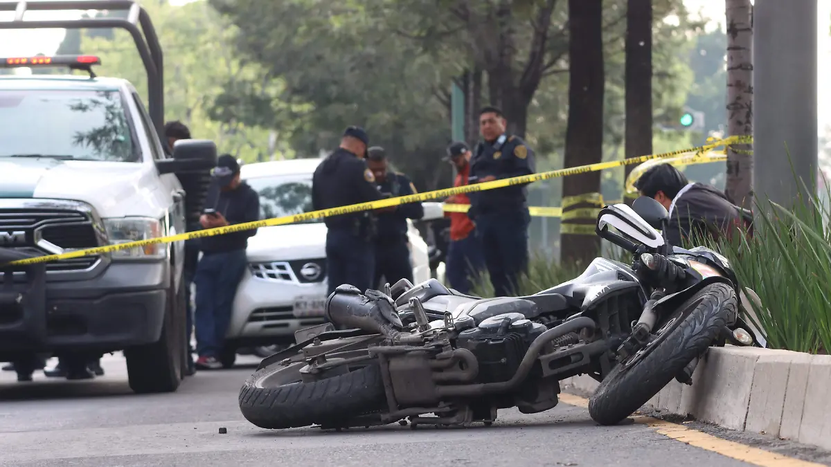 Queda libre magistrado que atropelló a dos motociclistas en Azcapotzalco