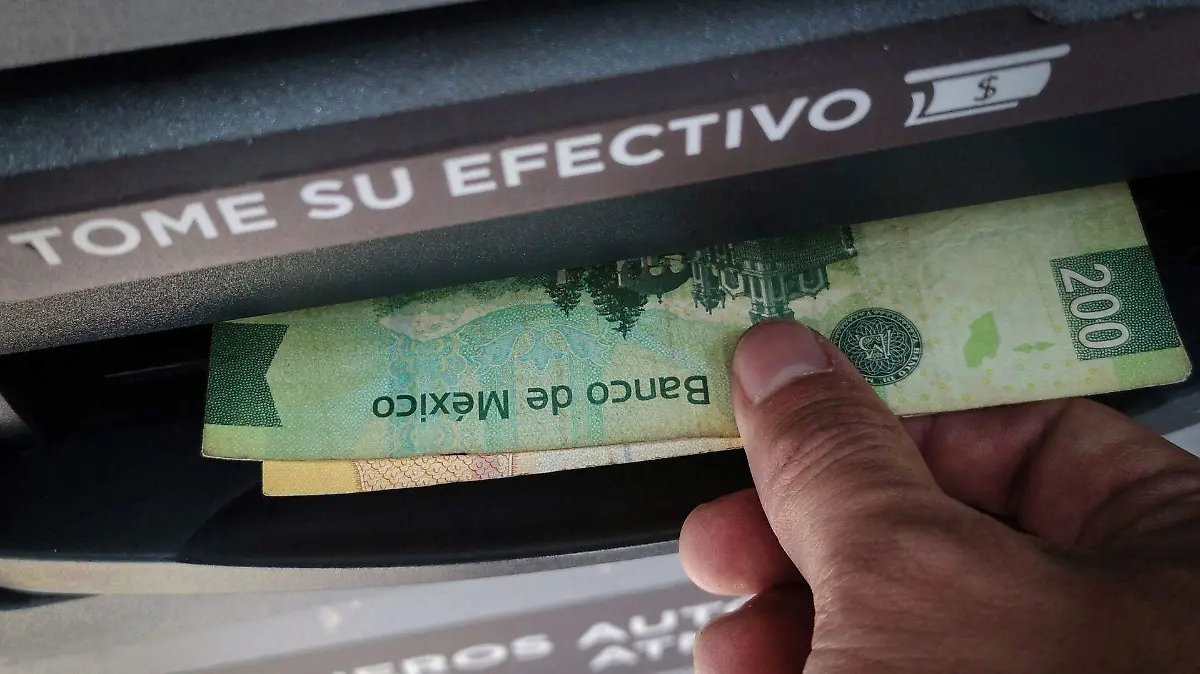 México es el país que más elevó el salario mínimo entre países de la OCDE