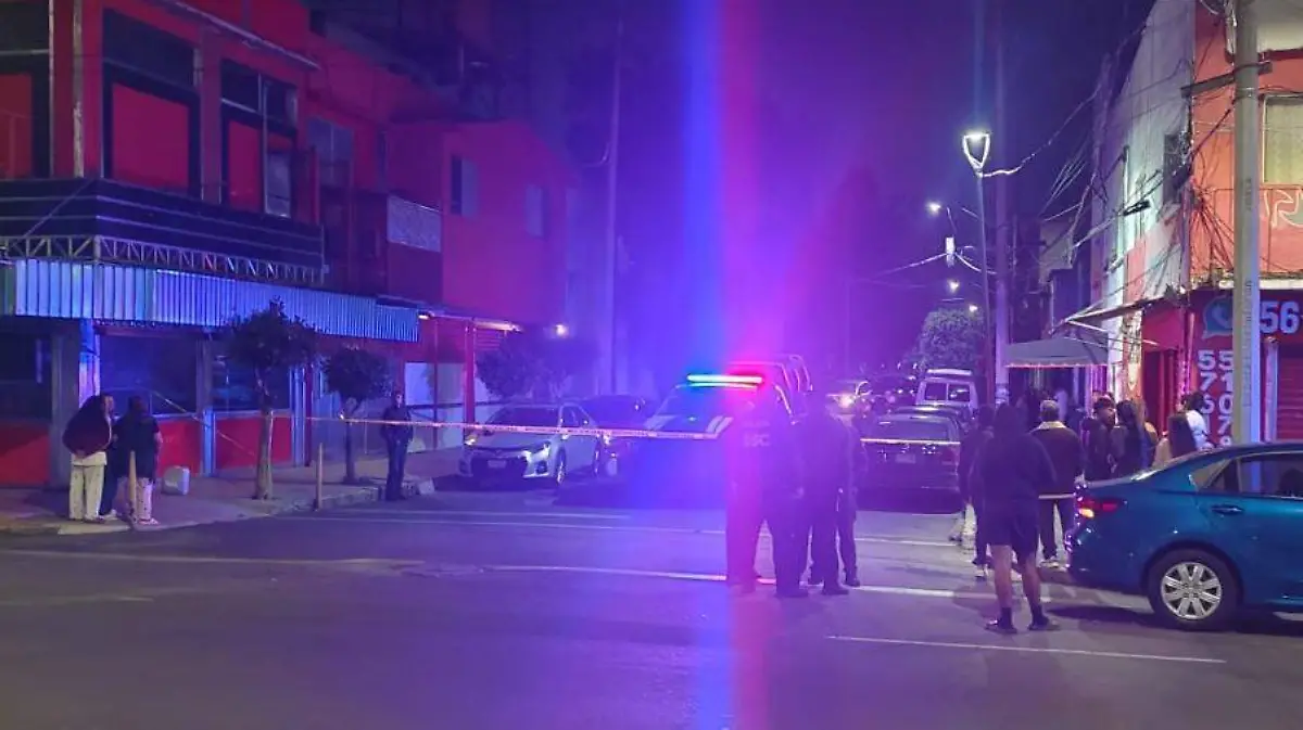 Por un cajón de estacionamiento, apuñalan a un hombre en la colonia Puebla, Venustiano Carranza