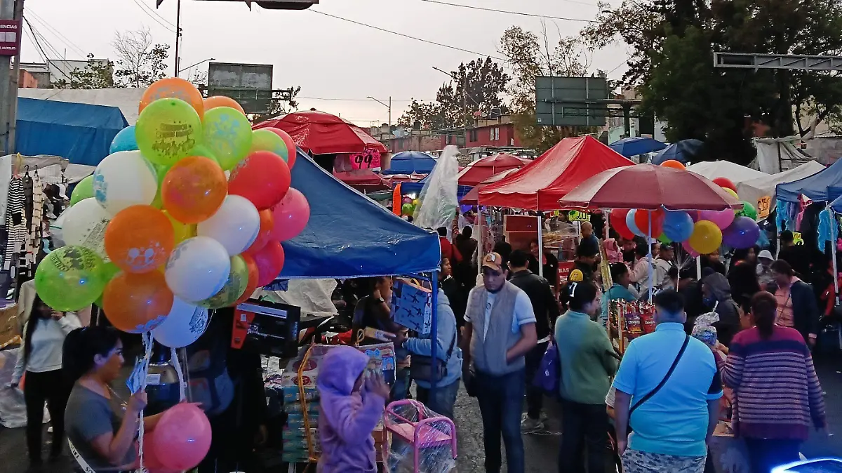 Legisladores llaman a alcaldías y SEDECO a respetar reglas de mercados móviles