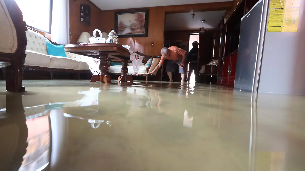 Gustavo A. Madero entregará hasta 15 mil pesos a familias afectadas por inundaciones