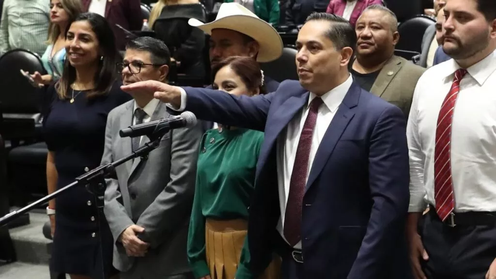 Diputados aprueban a Óscar Daniel Del Río Serrano como contralor interno de la FGR