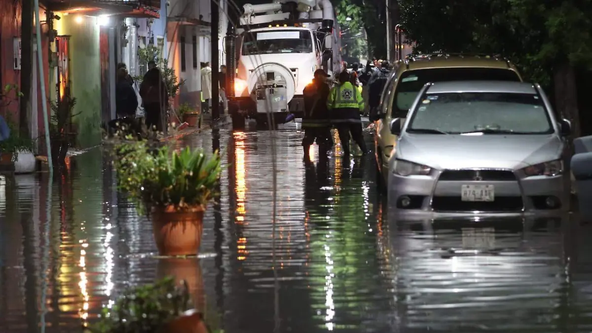 Tras nuevo desborde del Gran Canal vecinos piden plan de prevención