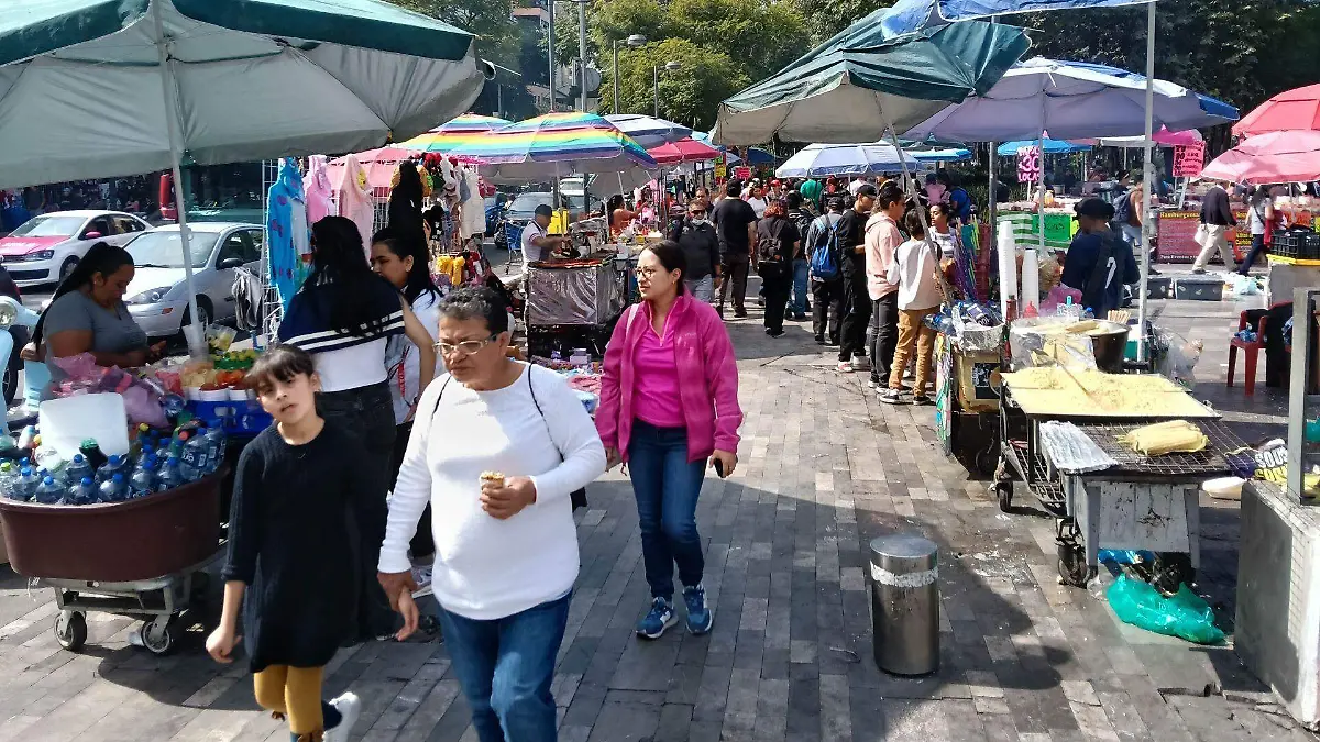 Gobierno de la CDMX va por reordenamiento integral del comercio en el Centro Histórico