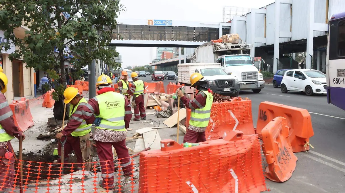 Avanza la construcción de Gran Ciclovía Tenochtitlán sobre Calzada de Tlalpan