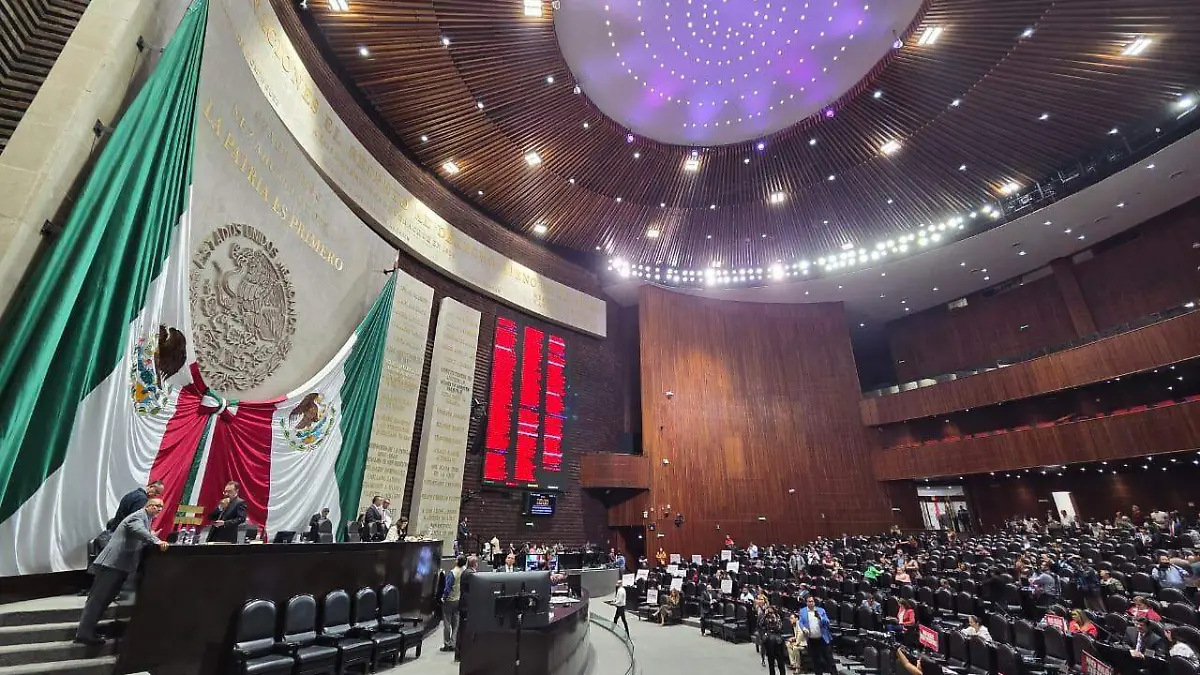 Asociación de Internet MX advierte riesgos de dar al SAT acceso a datos de usuarios y plataformas digitale s