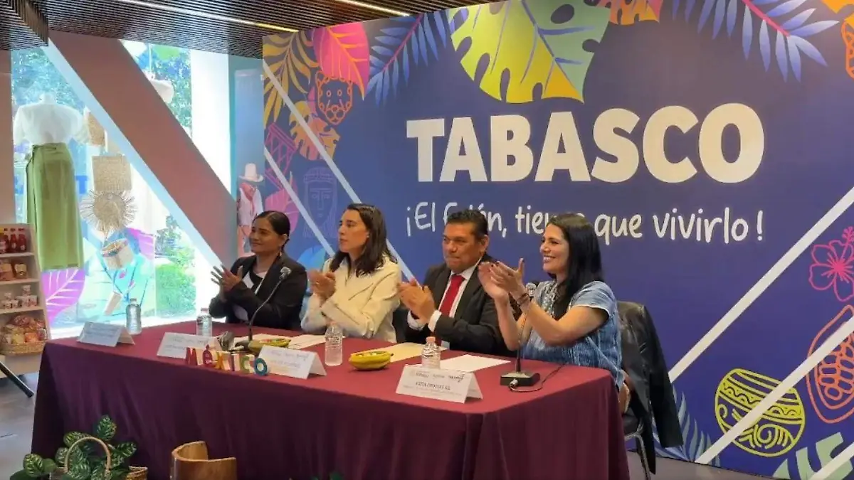 Inaugura Javier May exposición de Tabasco en Punto México en la CDMX