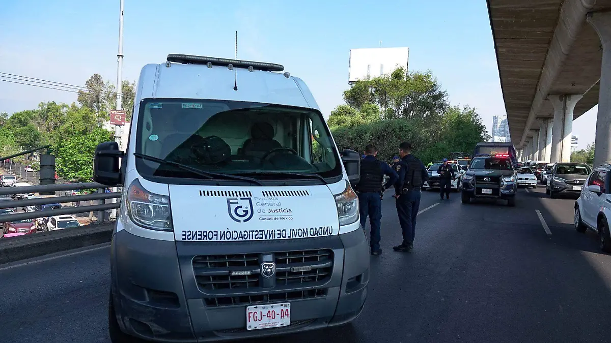 Mujer muere tras ser arrollada en Periférico Sur, Coyoacán; conductor huye