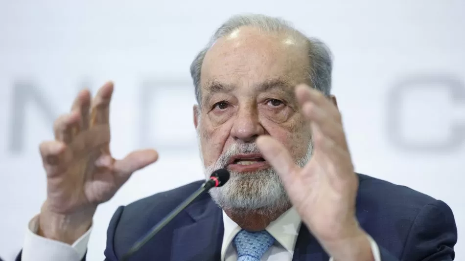 Carlos Slim desea que se eliminen las pensiones del Bienestar y el IMSS en México