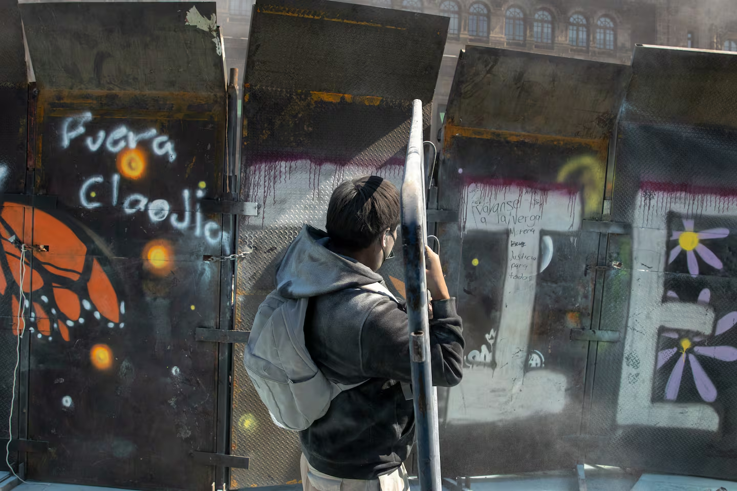 Congreso de la CDMX crea comisión para investigar actos violencia en marcha de la Generación Z