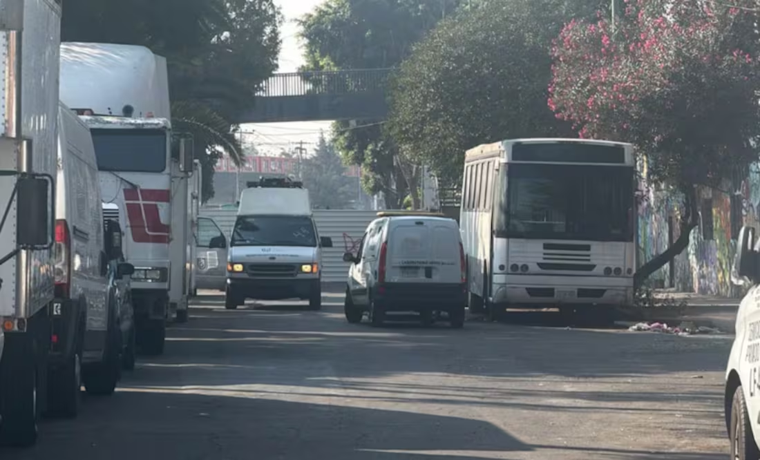 Encuentran cadáver embolsado junto al Bachilleres 10 en la Venustiano Carranza