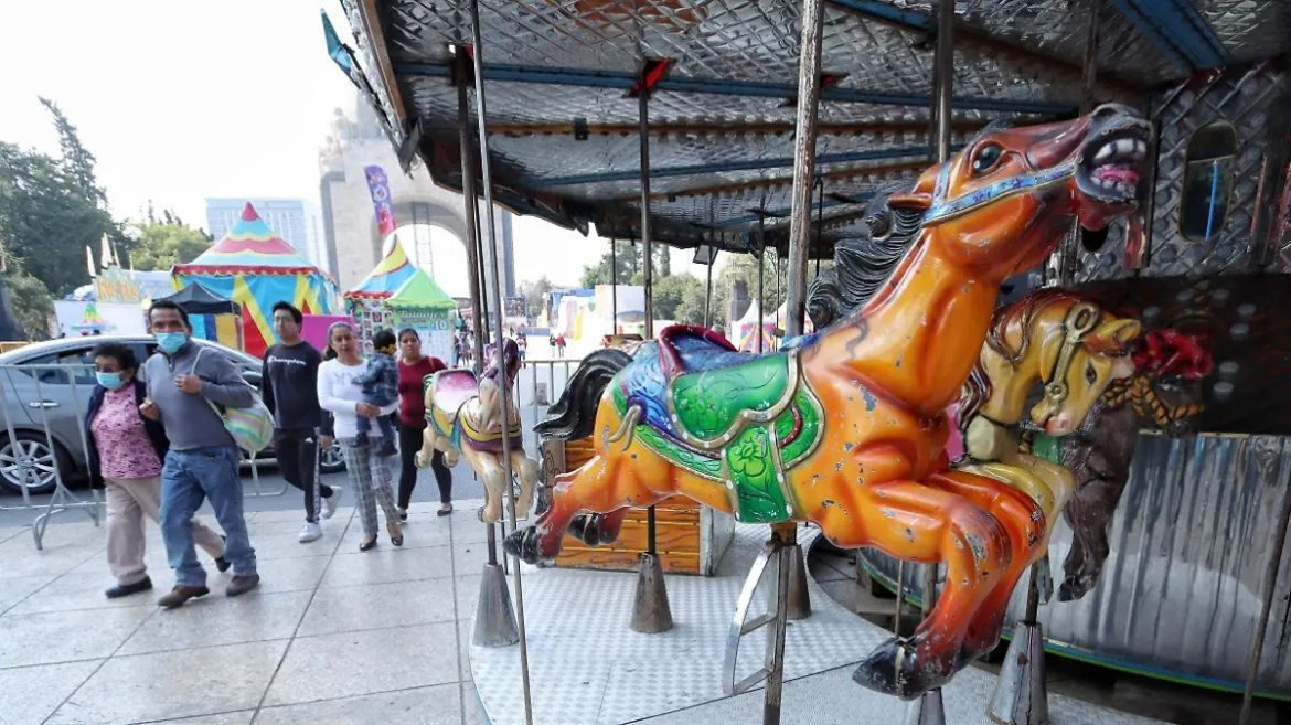 DMX aún no define si habrá feria decembrina en el Monumento a la Revolución