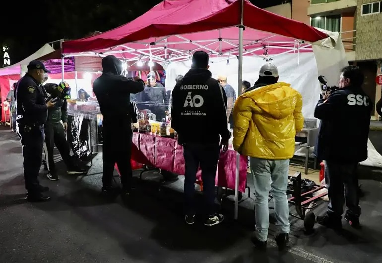 Clausuran chelerías ilegales en Álvaro Obregón