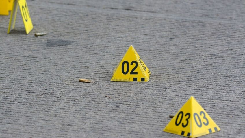 Sujeto asesina a balazos a su suegro y a su cuñado en Iztapalapa
