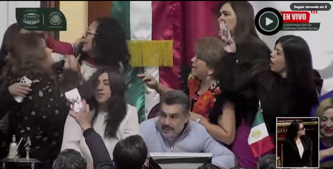 Trifulca entre diputadas del PAN y Morena durante sesión en el Congreso de la CDMX