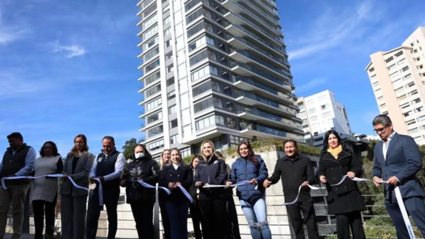 Huixquilucan mejora vialidades con repavimentación de Paseo Interlomas