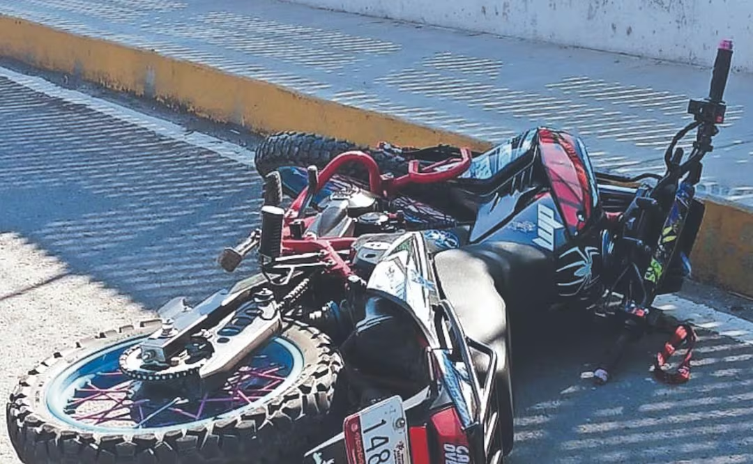 Mueren 2 niños bikers que rodaban sin casco, en San Pablo de las Salinas