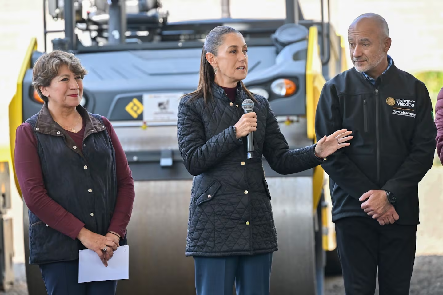 Concluye la entrega de Trenes de Pavimentación para municipios del oriente mexiquense